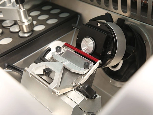 AST580 fully automatic microtome 